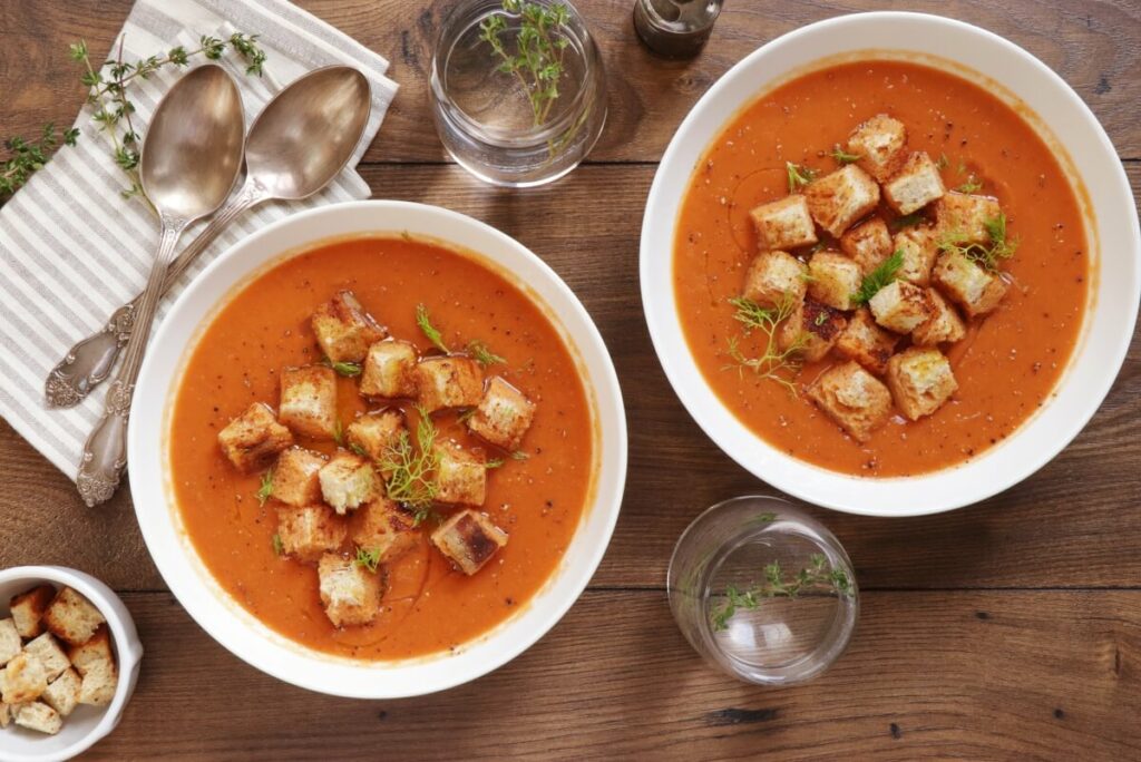 How to serve Roasted Tomato and Fennel Soup