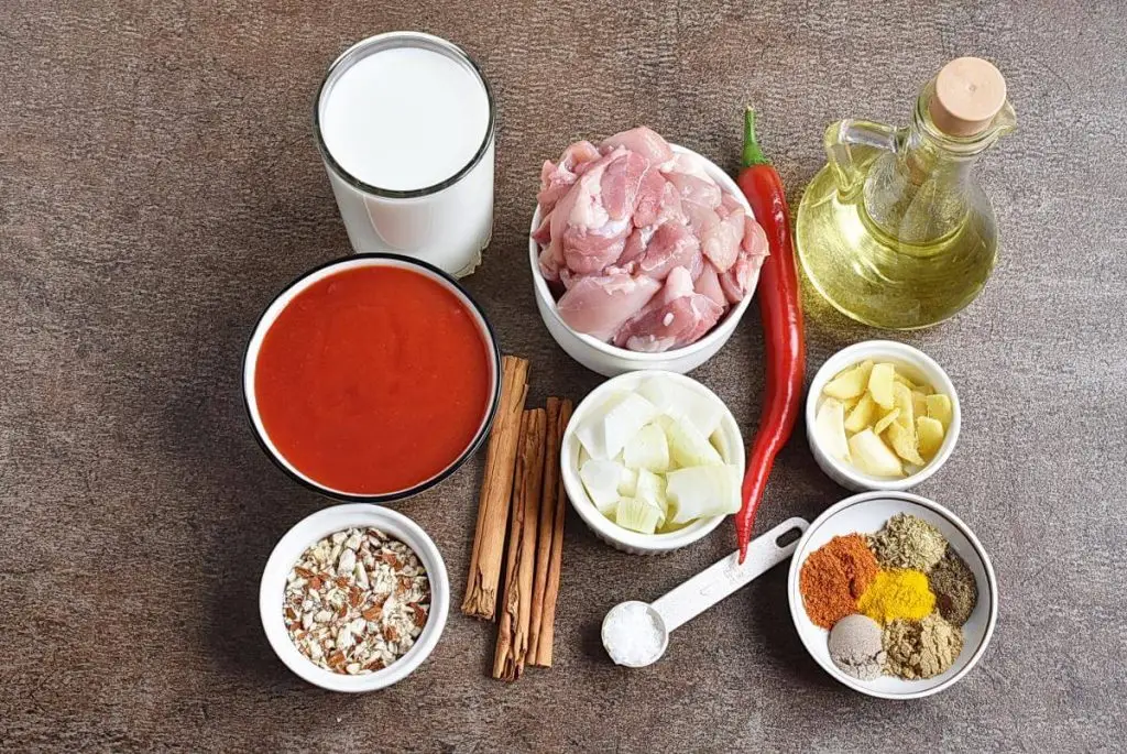 Ingredients for Chicken & Almond Milk Curry