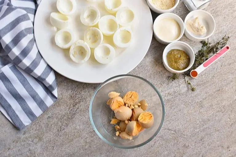 Step 4 - Deviled Eggs with Thyme and Dill
