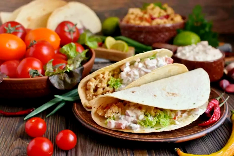 Ground Chicken Tacos with Creamy Salsa