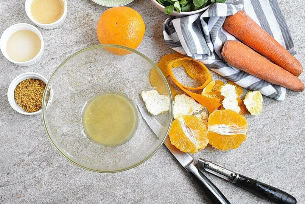 Halloumi, Carrot & Orange Salad recipe - step 1