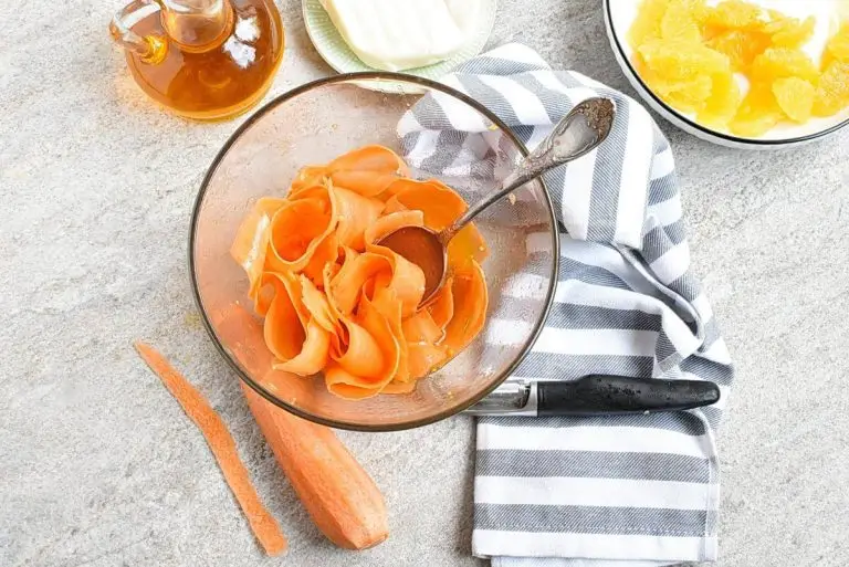 Step 3 - Halloumi, Carrot & Orange Salad