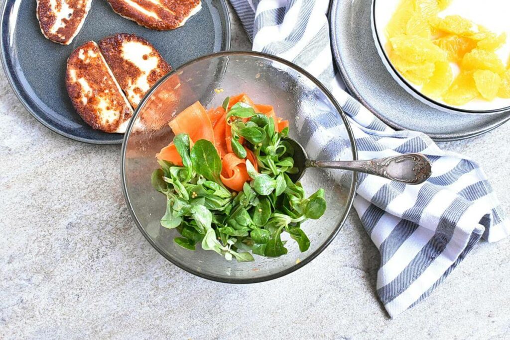 Halloumi, Carrot & Orange Salad recipe - step 5