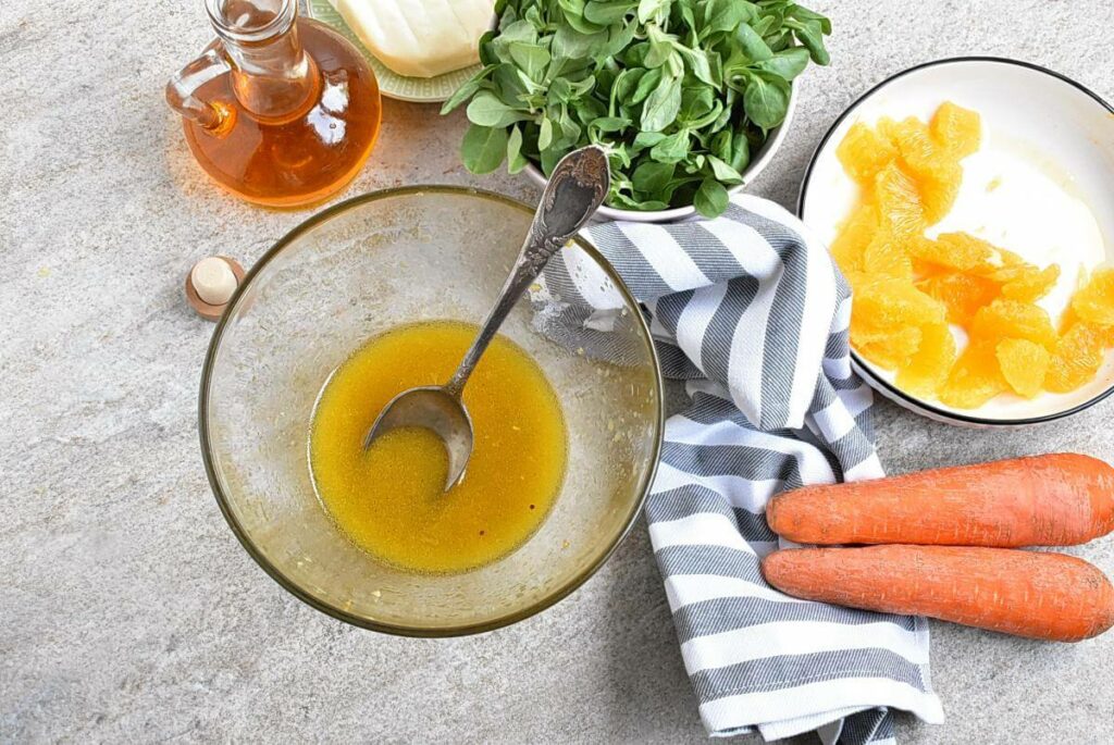 Halloumi, Carrot & Orange Salad recipe - step 2