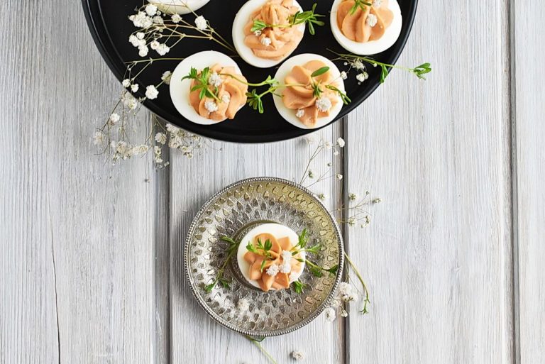 Pink Deviled Eggs Recipe Cook.me Recipes