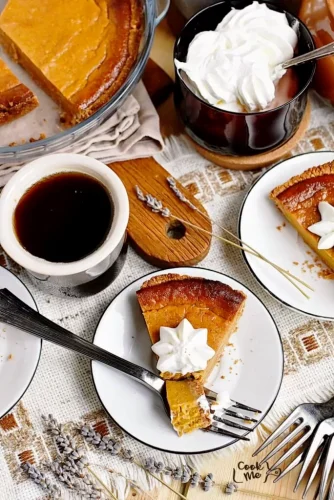 Pumpkin Pie with Graham Cracker Crust