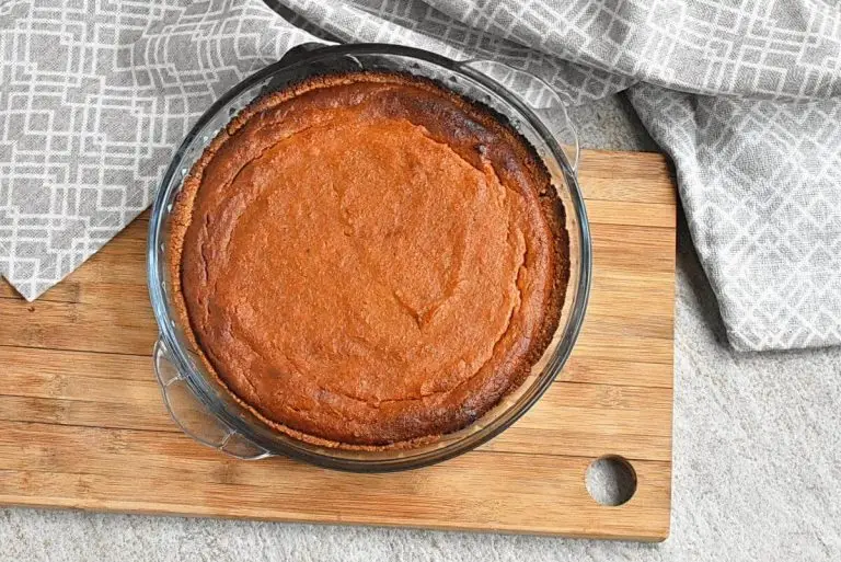 Step 10 - Pumpkin Pie with Graham Cracker Crust