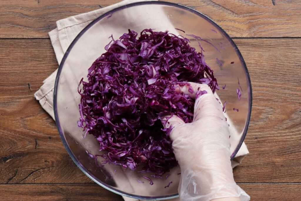 Red Cabbage Kimchi recipe - step 2