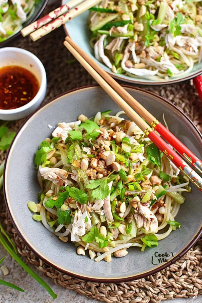 Cold Noodles with Shredded Chicken