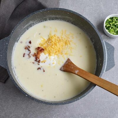 Loaded Baked Potato Soup recipe - step 9