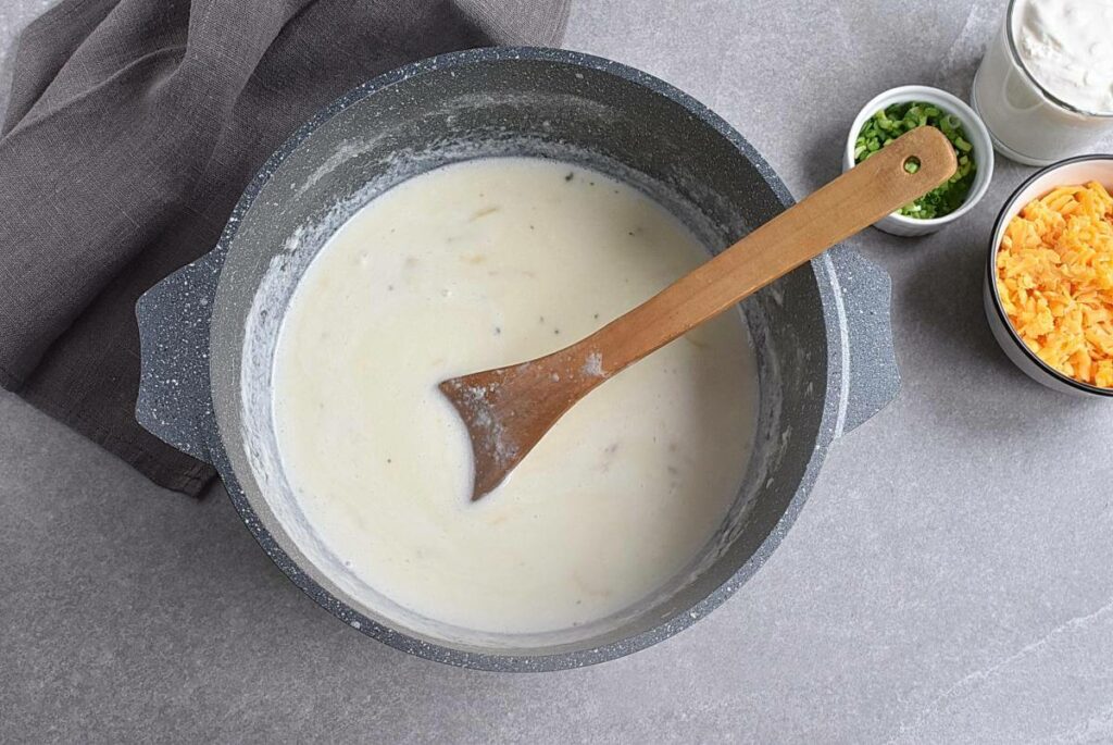 Loaded Baked Potato Soup recipe - step 5