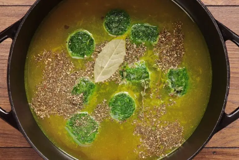 Step 3 - Spinach, Lentil and Butter Bean Soup