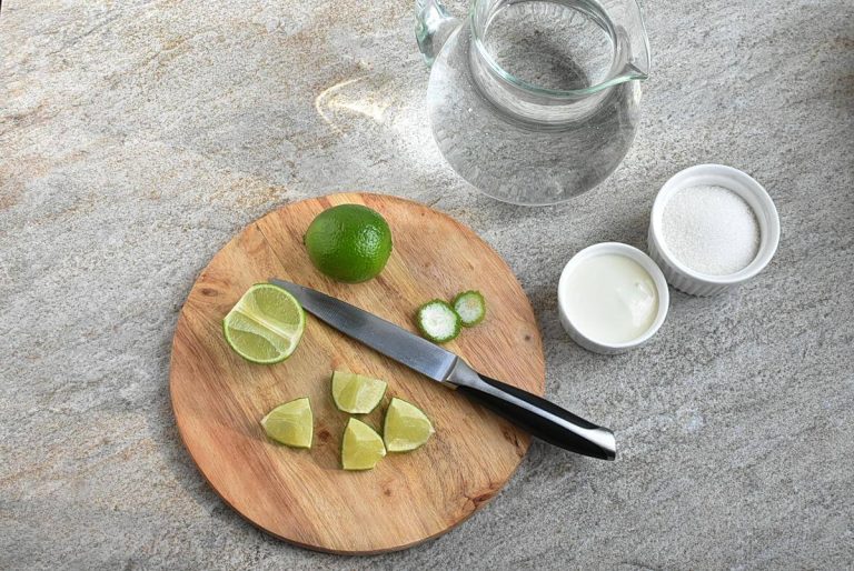 Step 1 - Brazilian Lemonade