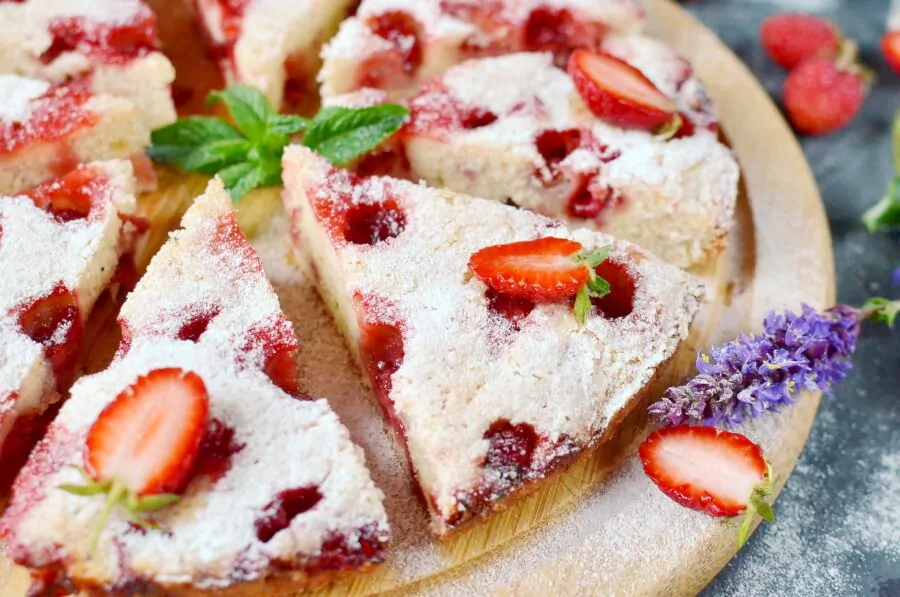 Crustless Fresh Strawberry Pie