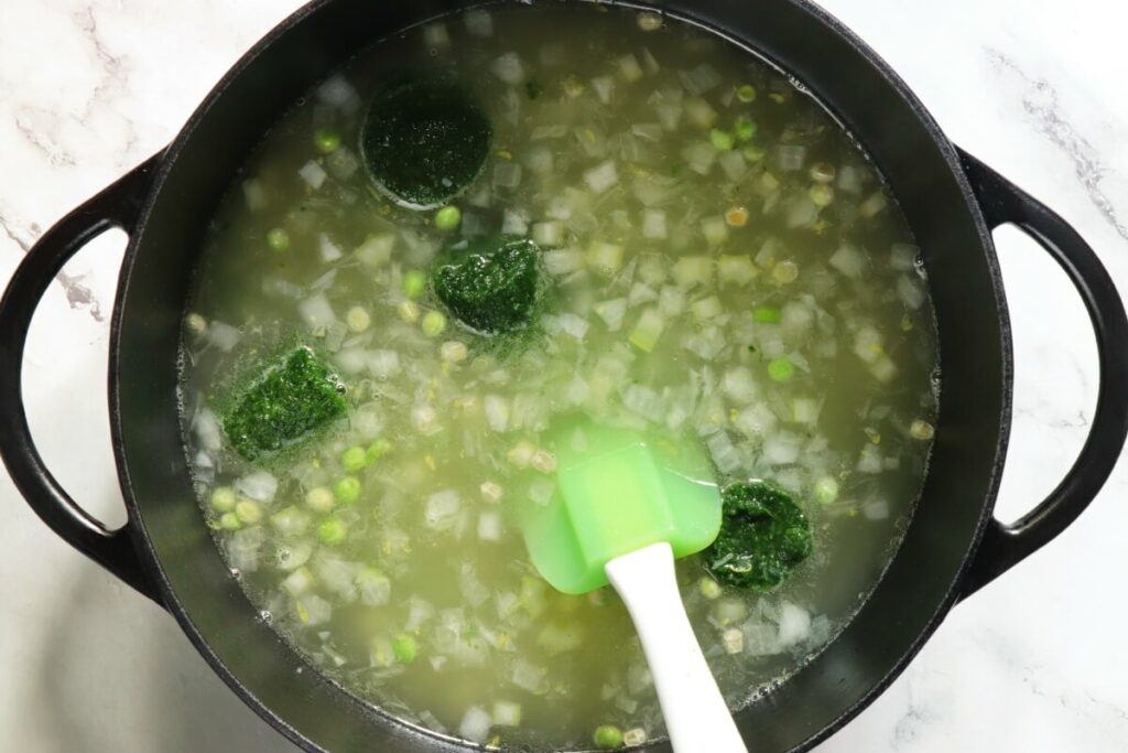 Green Pesto Minestrone recipe - step 3