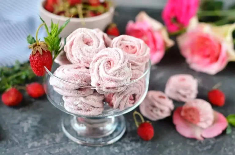 Step 11 - Homemade Strawberry Marshmallows (Zephyr)