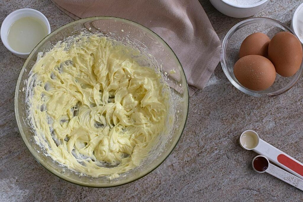 Sour Almond Loaf Cake recipe - step 4