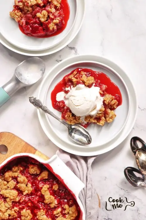 Strawberry Crumble
