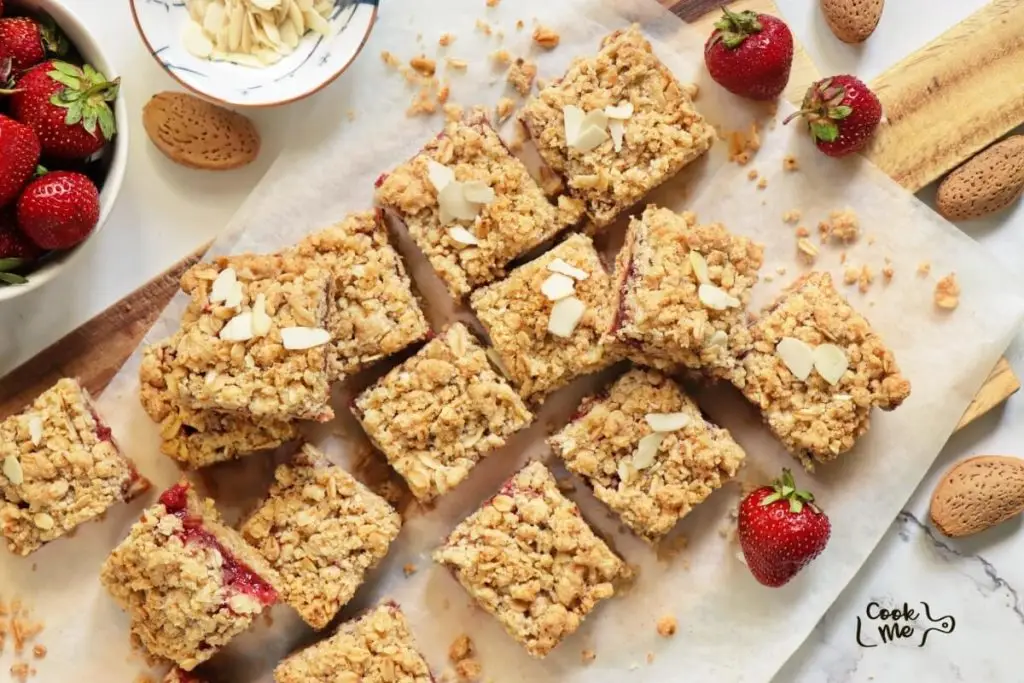 Strawberry Oatmeal Bars