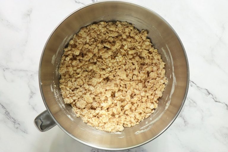 Step 3 - Strawberry Oatmeal Bars
