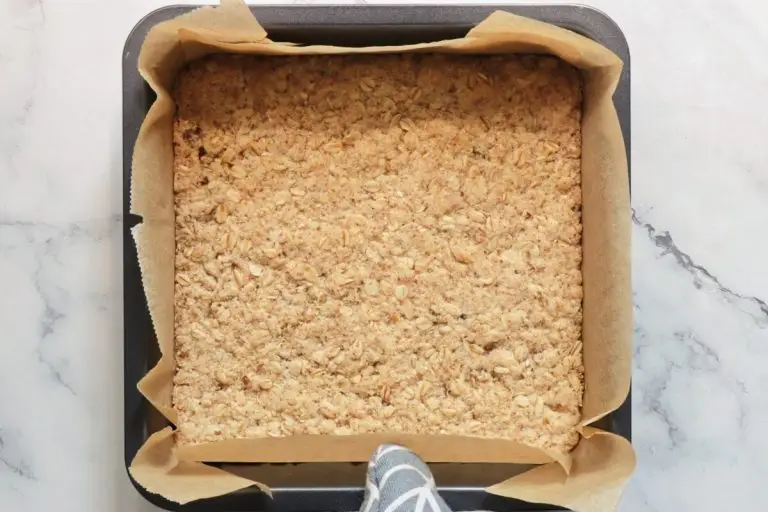 Step 5 - Strawberry Oatmeal Bars