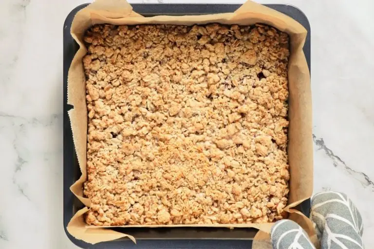 Step 8 - Strawberry Oatmeal Bars