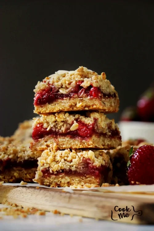 Strawberry Oatmeal Bars