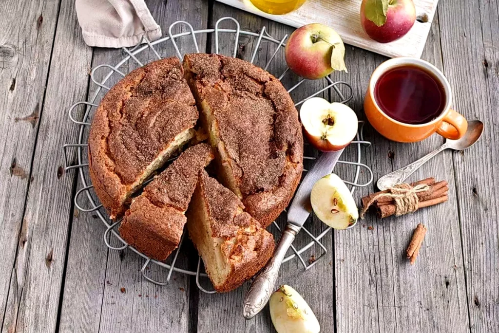 Cinnamon-Apple Cake AKA Hanukkah Cake