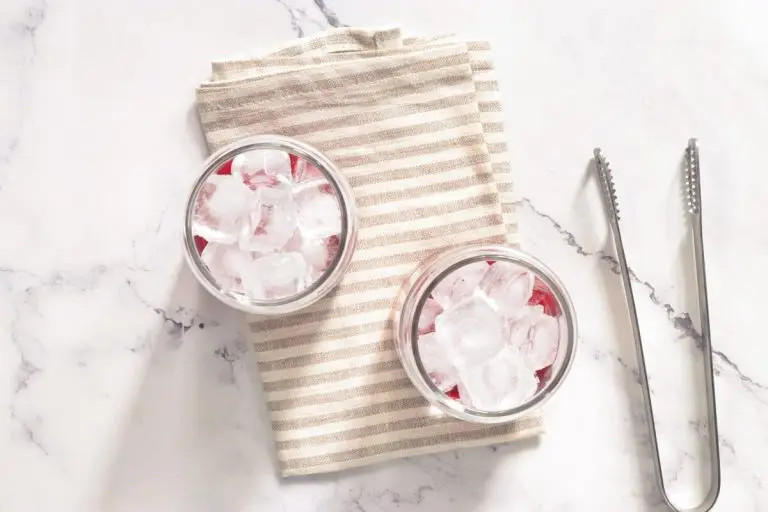 Step 5 - Iced Raspberry Matcha Latte