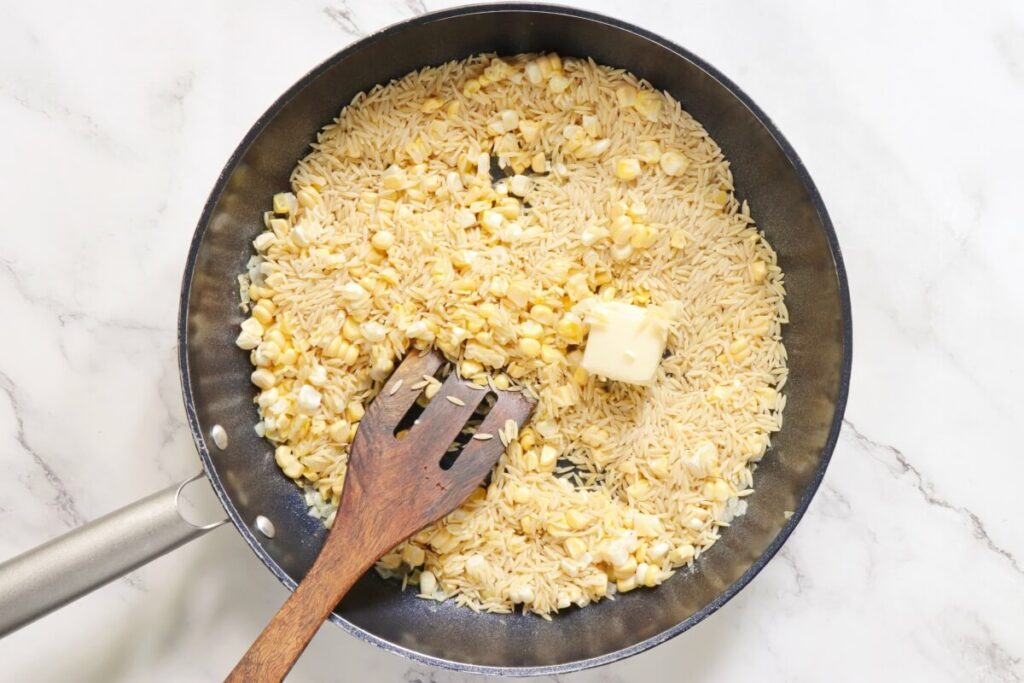 One Pot Creamy Corn Orzo recipe - step 2