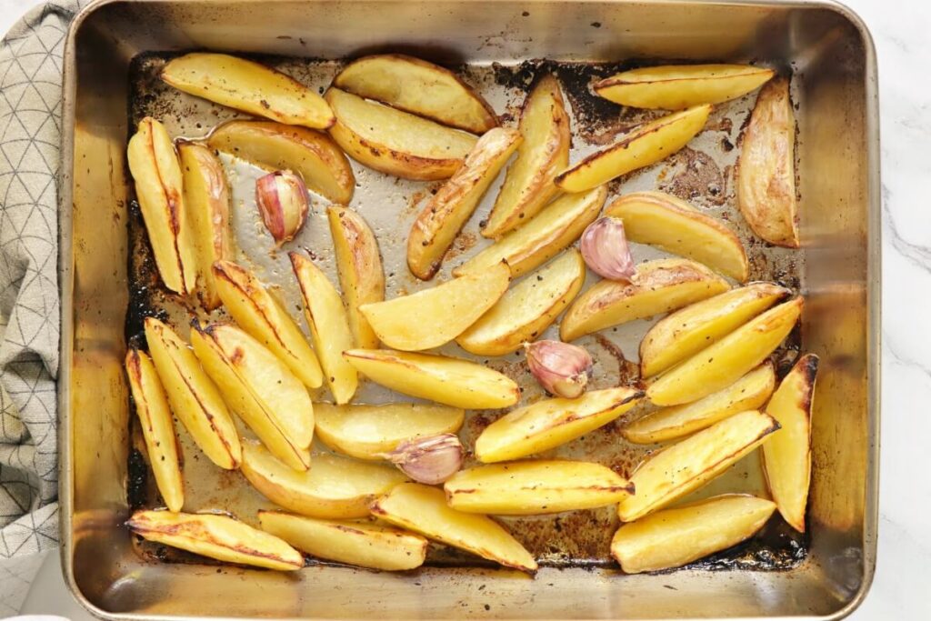 Roasted Greek Lemon Potatoes recipe - step 3