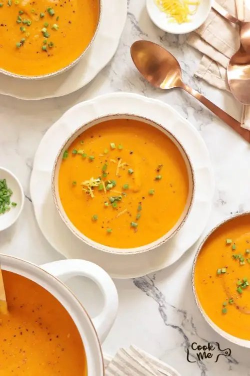 Slow Cooker Carrot Leek Bisque
