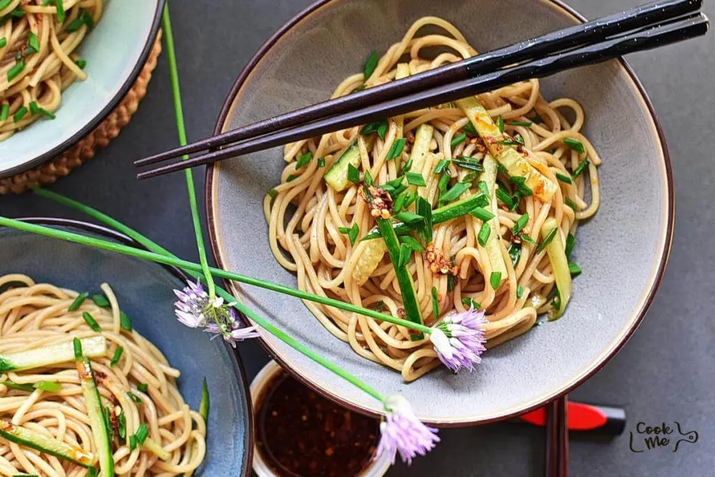 Sour Spicy Cold Noodles