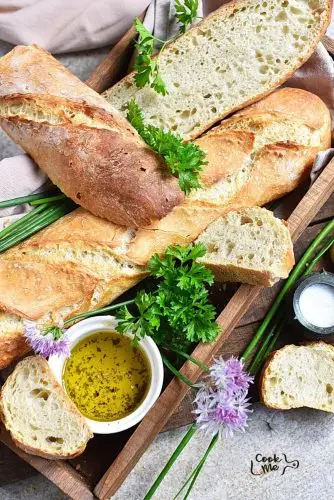 4-ingredient Artisan Bread