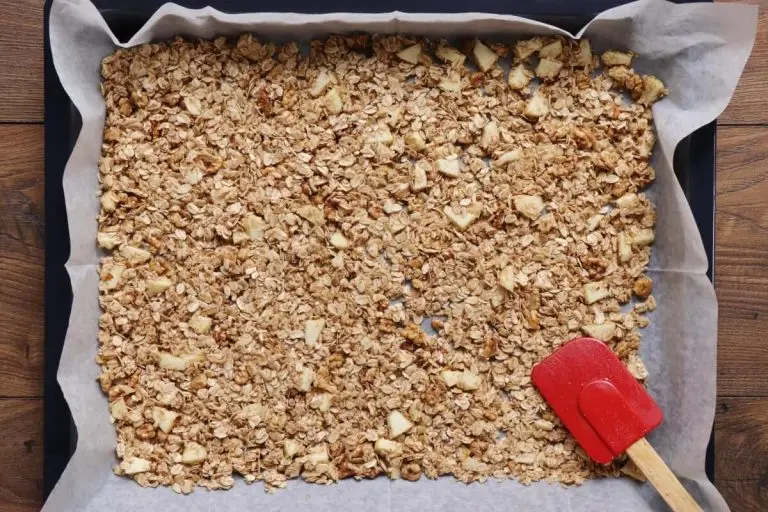 Step 4 - Healthy Apple Pie Granola