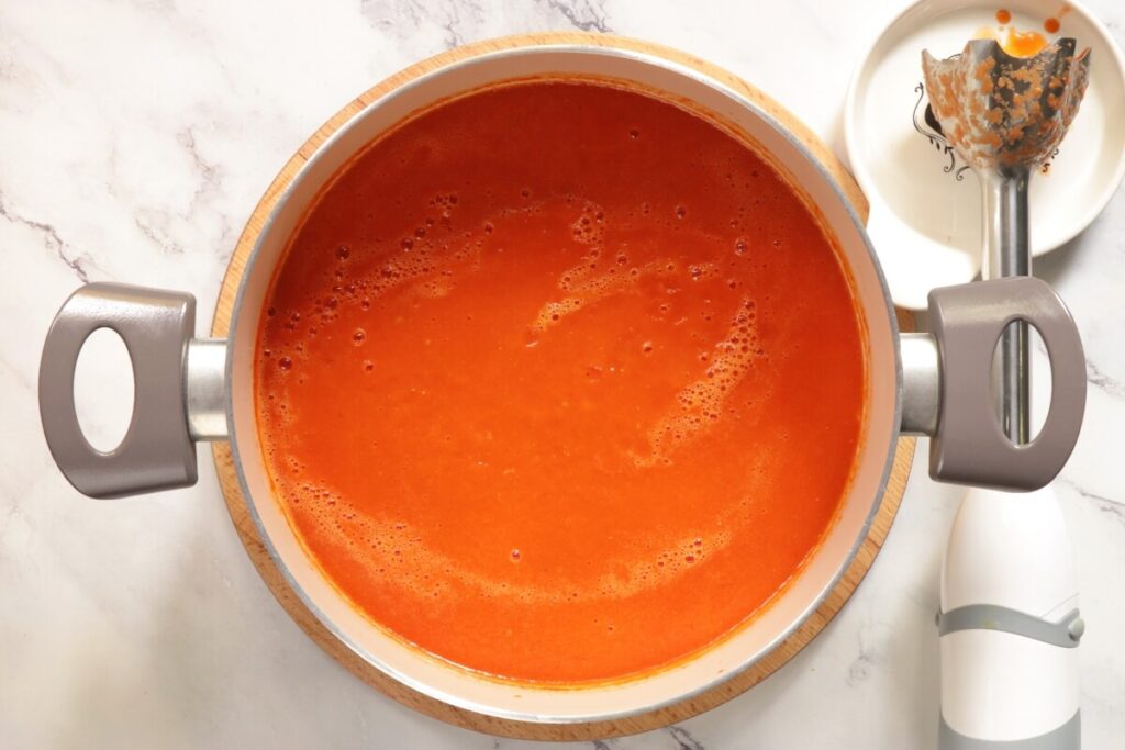 Roasted Red Pepper and Tomato Soup recipe - step 7