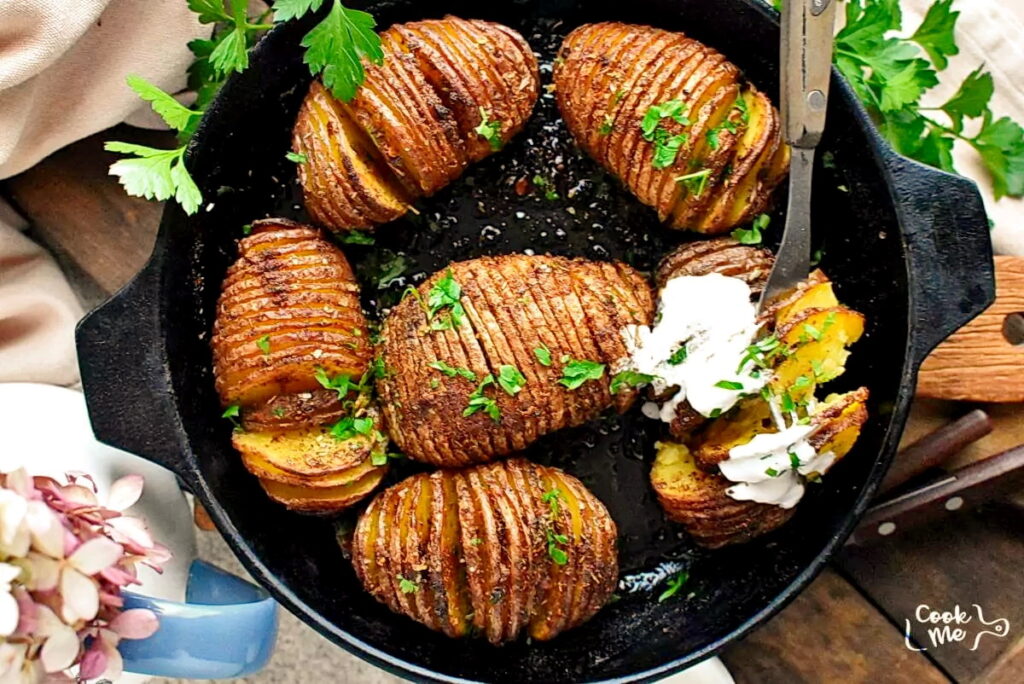 How to serve Cast Iron Hasselback Potatoes