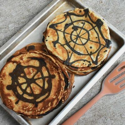Halloween Spiderweb Pancakes recipe - step 7