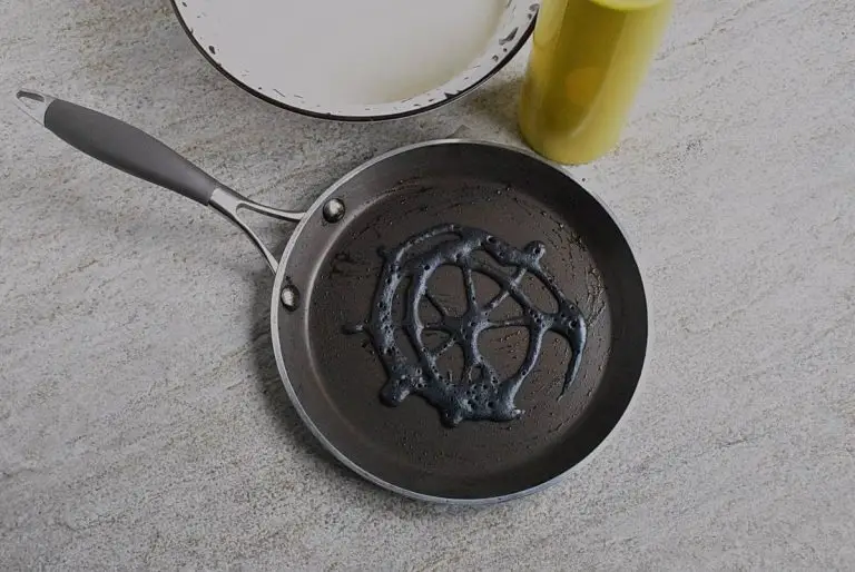 Step 6 - Halloween Spiderweb Pancakes