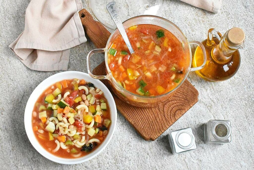How to serve Microwave Minestrone