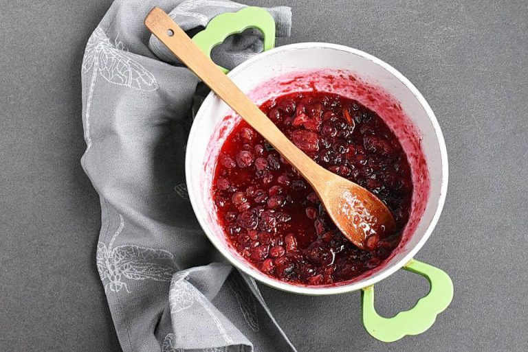 Step 2 - Molded Cranberry Sauce