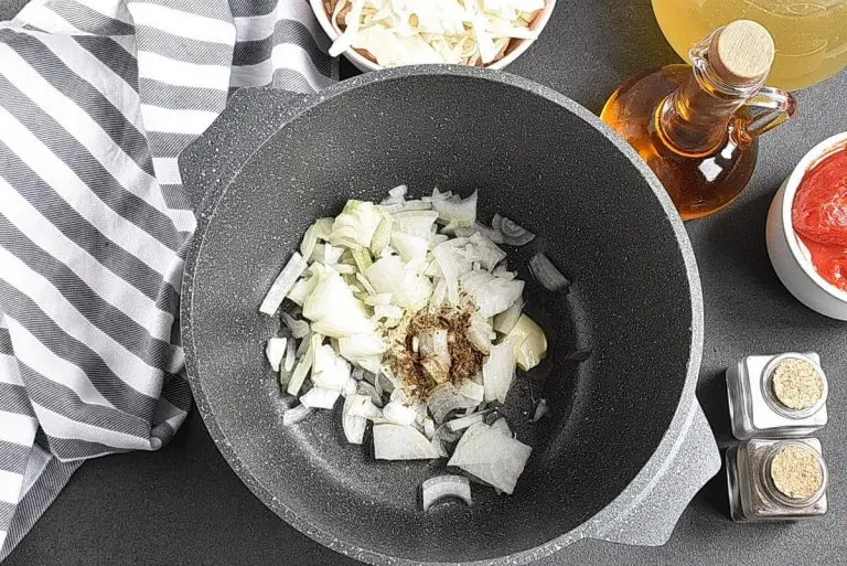 Step 2 - One Pot Cabbage Soup