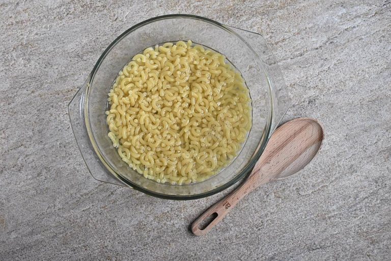 Step 2 - Pasta in the Microwave