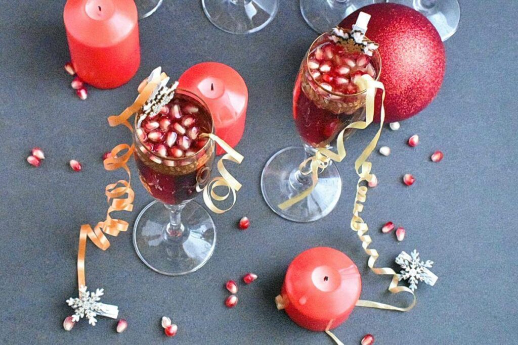 How to serve Pomegranate Sparkles