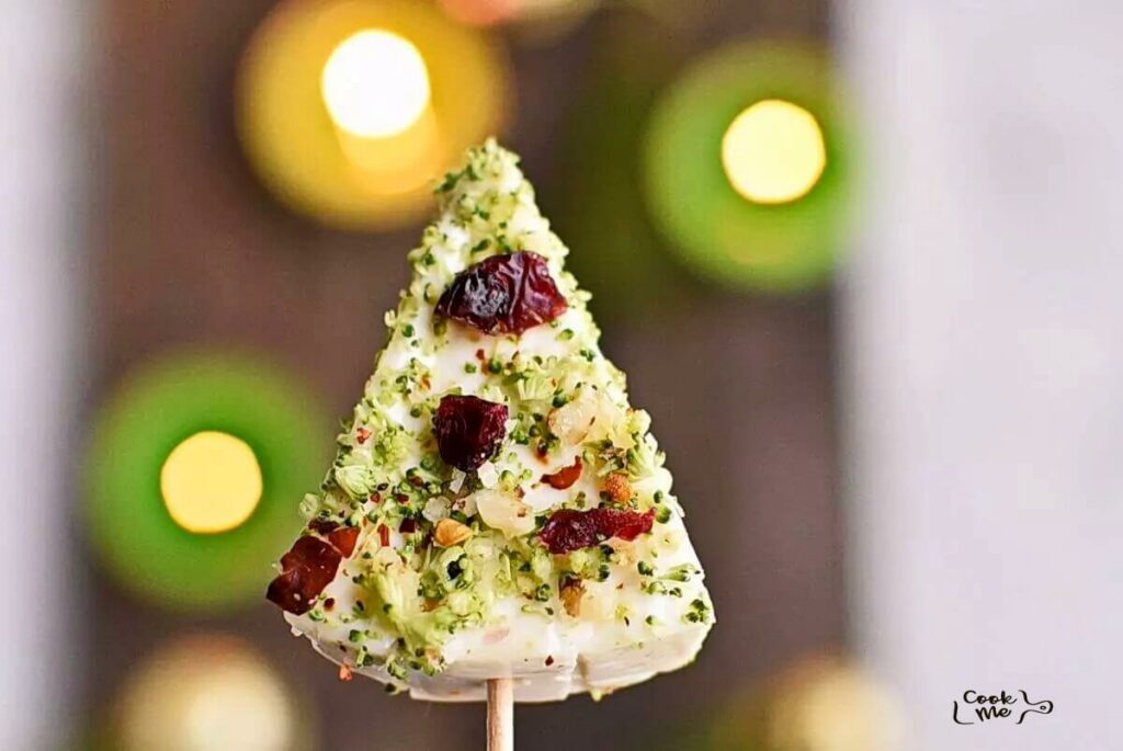 How to serve Easy Cheese Christmas Trees