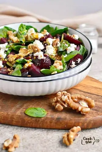 Spinach Salad with Goat Cheese and Beets