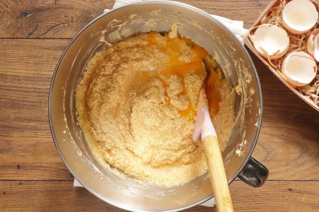 Sweet Potato Bundt Cake recipe - step 5