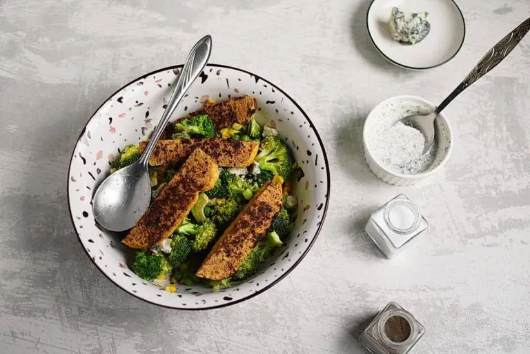 Step 7 - Tofu Broccoli and Blue Cheese Salad
