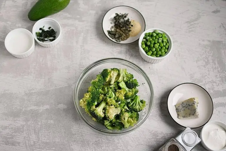 Step 5 - Tofu Broccoli and Blue Cheese Salad