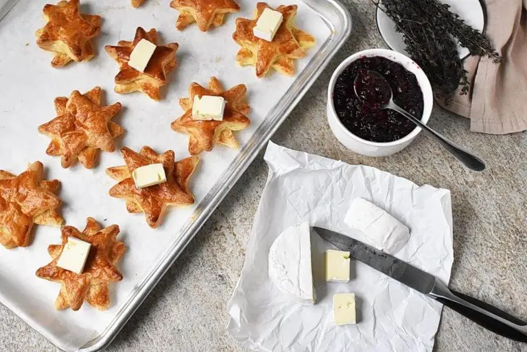 Step 8 - Christmas Cranberry Brie Puff Pastry Stars